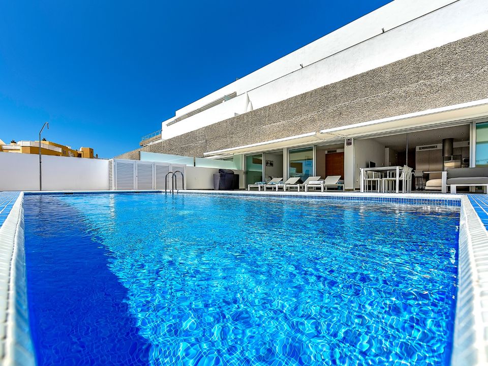 Properties for sale in La Caleta (Adeje), Tenerife Kyero